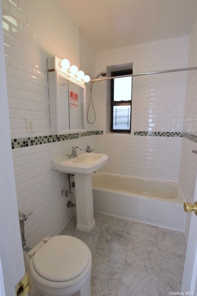 Building Photo - 43-42-43-45 45th St