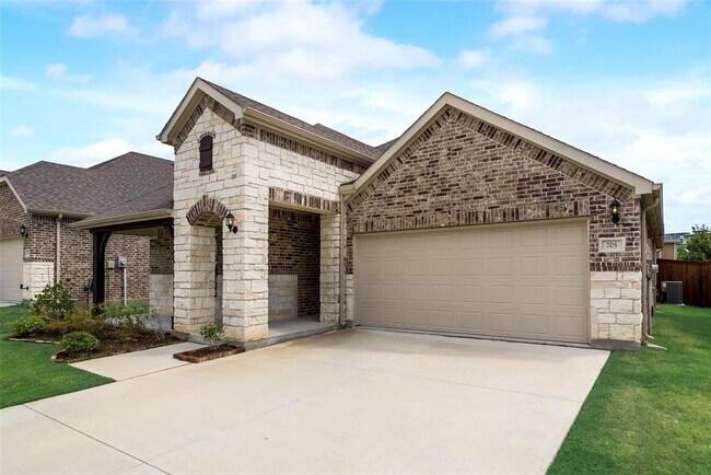 Building Photo - 705 Windward Dr