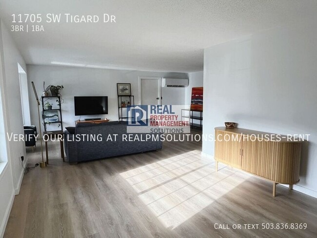Building Photo - 11705 SW Tigard St