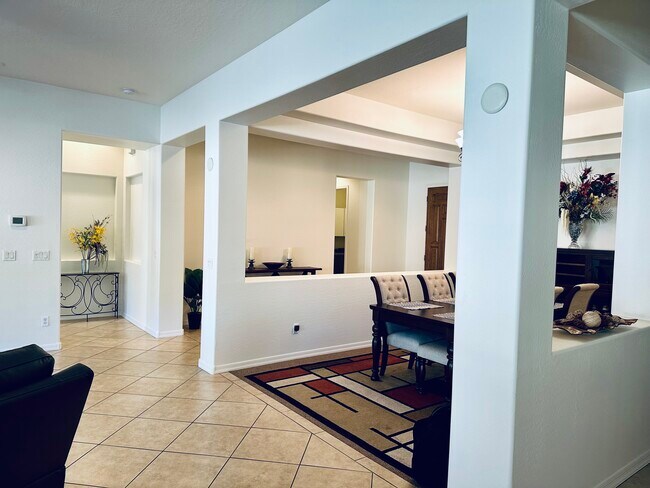 Foto del edificio - 372 W Aster Dr