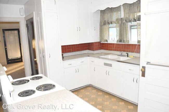 Building Photo - 3 br, 1.5 bath House - 1526 Philadelphia St.