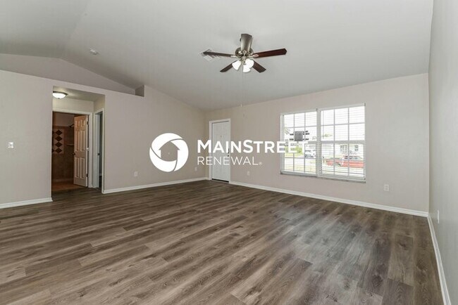 Building Photo - 3 Bedroom Pet-Friendly Home in Cape Coral, FL with Main Street Renewal