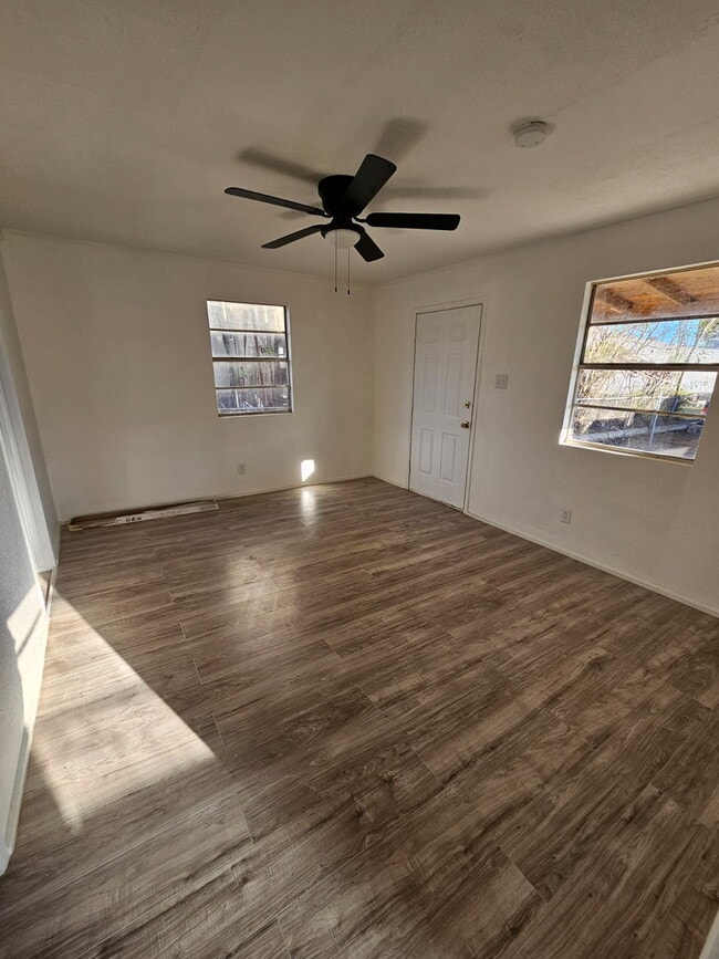 Building Photo - 3212 San Salvador St