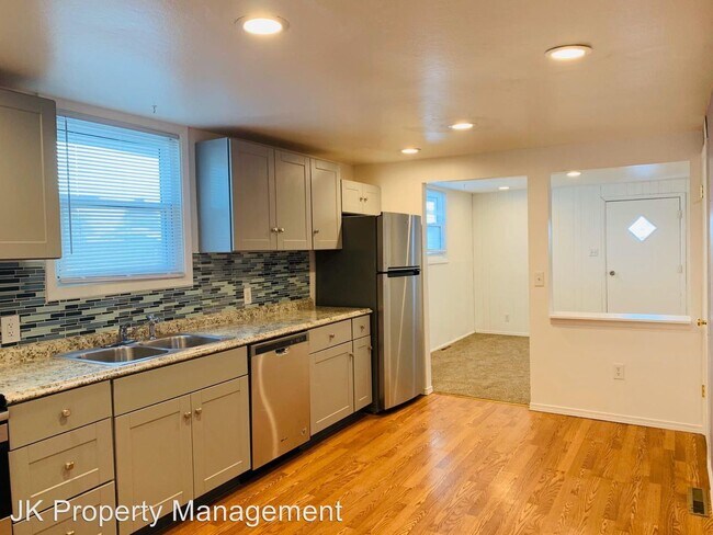 Foto del edificio - 1601-1605 5th Ave NW