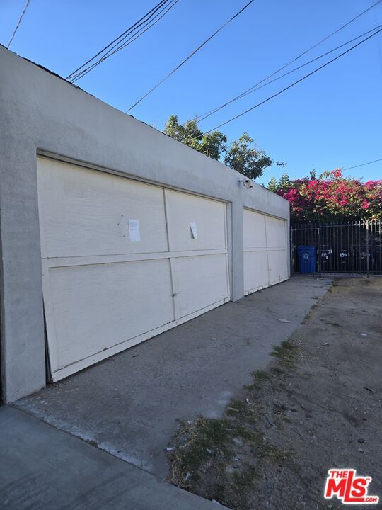 Foto del edificio - 1338 S Dunsmuir Ave
