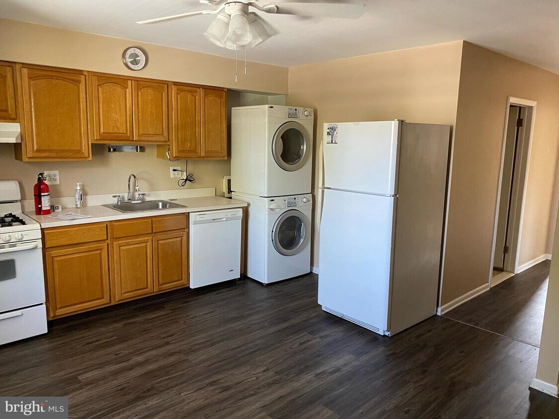 Foto principal - 336 Albany Ave