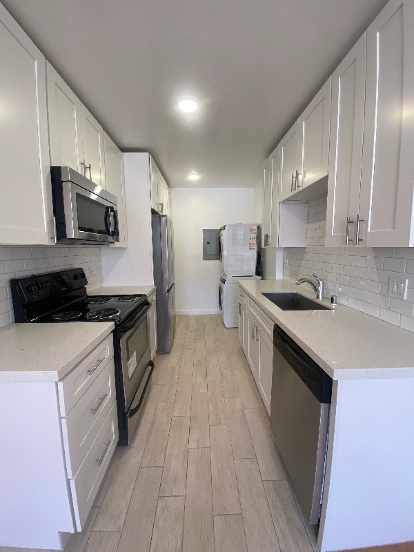 Foto del edificio - 1849 S Bentley Ave