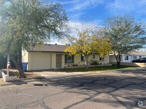 Building Photo - 313 E El Camino Dr