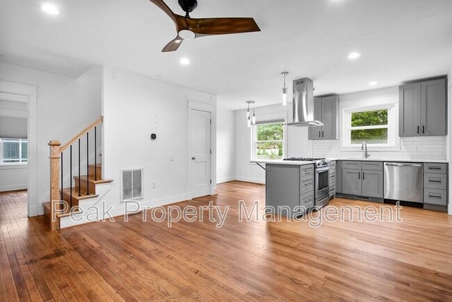 Building Photo - 3511 Idlewood Ave