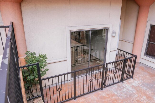 Foto del edificio - 2205 McKinney St