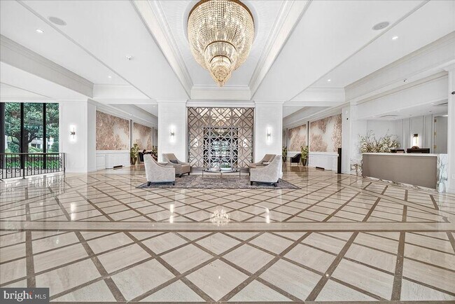 Foto del edificio - 5225 Pooks Hill Rd