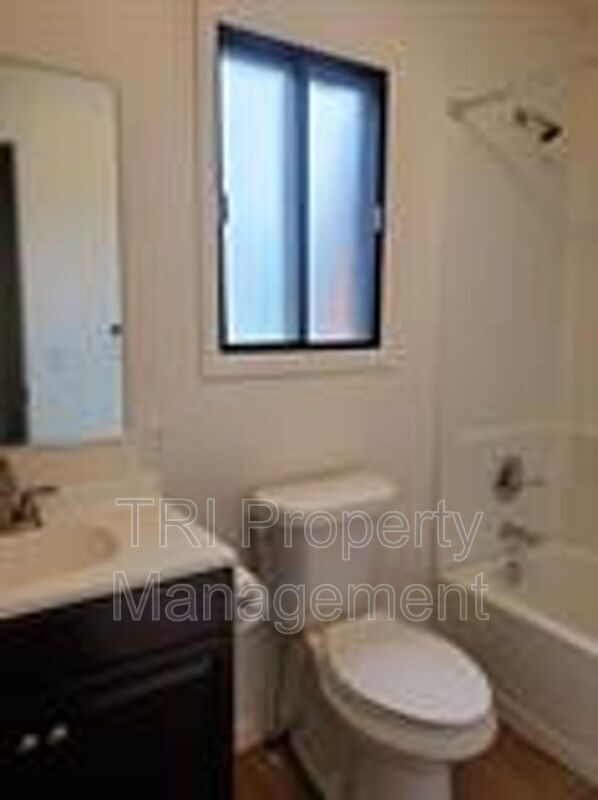 Foto del edificio - 2141 28th Ave Ct