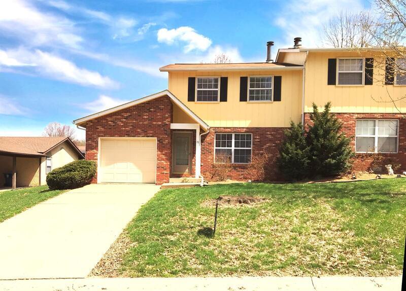 15 Twin Oaks Dr, Shiloh, IL 62269 House Rental in Shiloh, IL