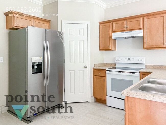 Foto del edificio - 2425 E Johnson Ave