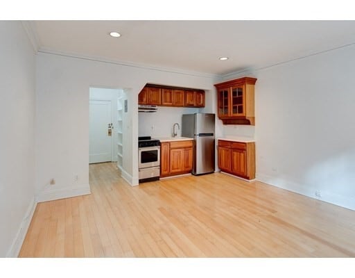 Building Photo - 56 Commonwealth Avenue