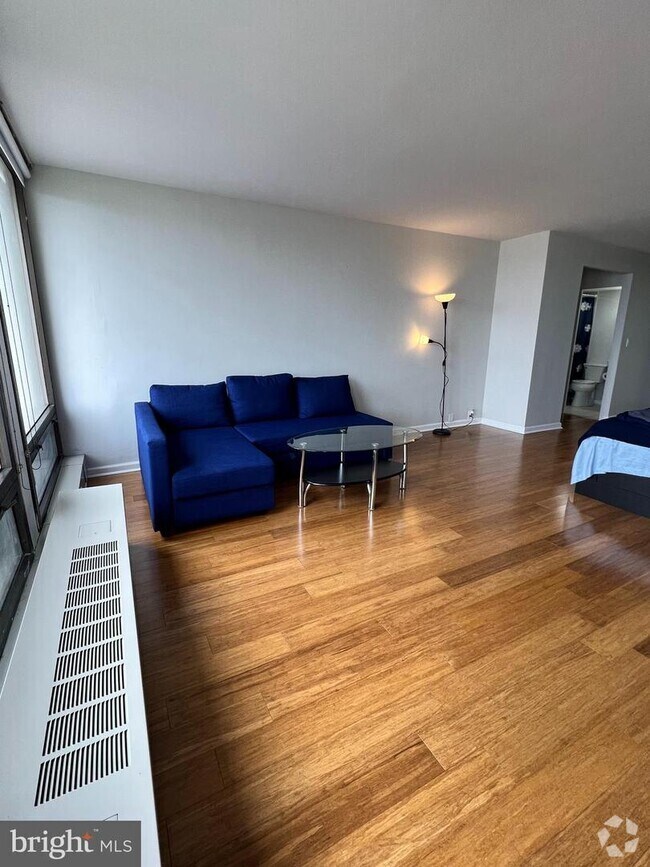 Society Hill Studio Apartments under 1,800 Philadelphia, PA 2