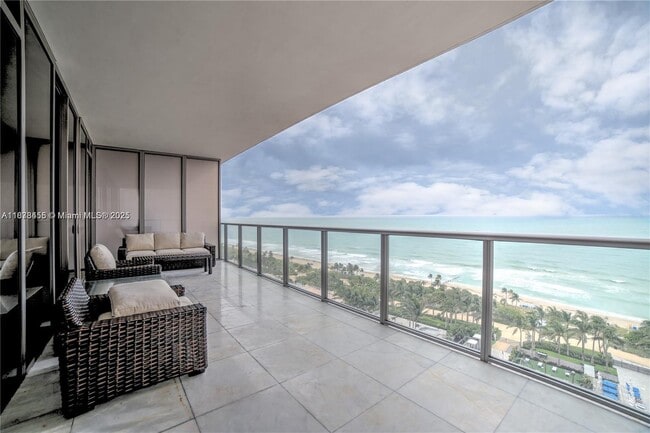 Foto del edificio - 9705 Collins Ave