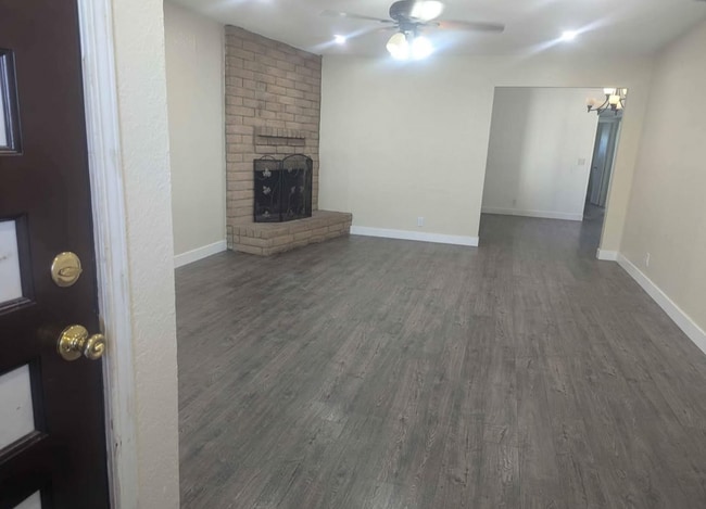 Building Photo - 5901 Moss Creek Cir