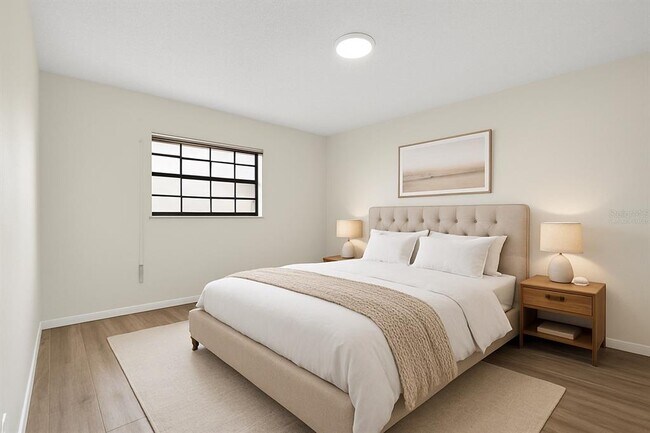 Foto del edificio - 13250 Ridge Rd S