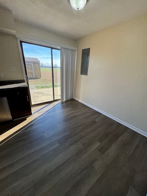 Building Photo - 1230 Pleasant Valley Rd