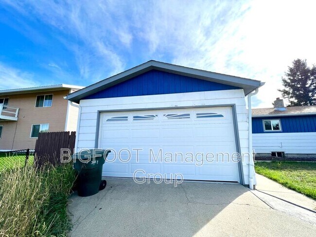 Foto del edificio - 2001 Billings Dr.