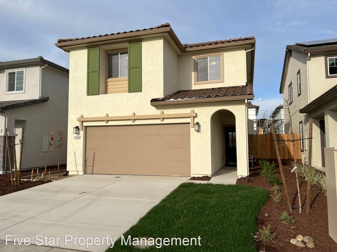 Primary Photo - 3 br, 2.5 bath House - 2544 Chandon Cir