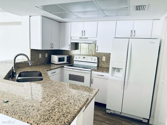 Building Photo - 3 br, 2 bath House - 9188 W Atlantic Blvd ...