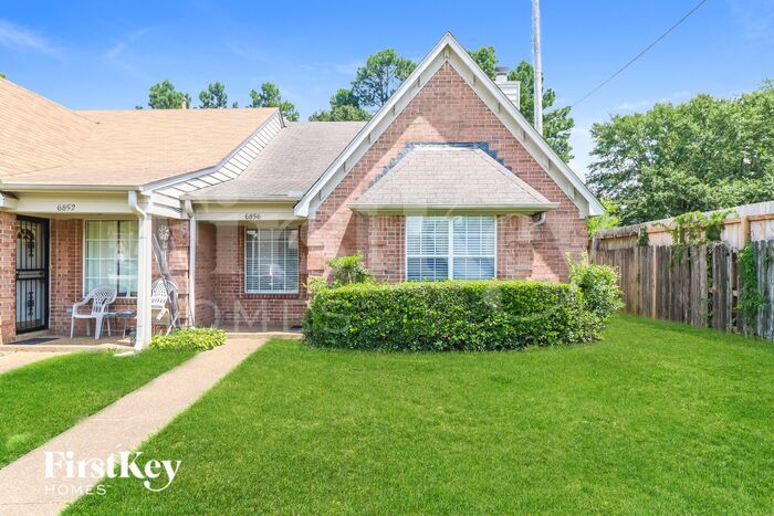 Foto principal - 6856 Meadow Chase Ln