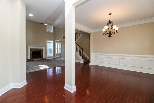 Foto del edificio - 217 Shelton Cir