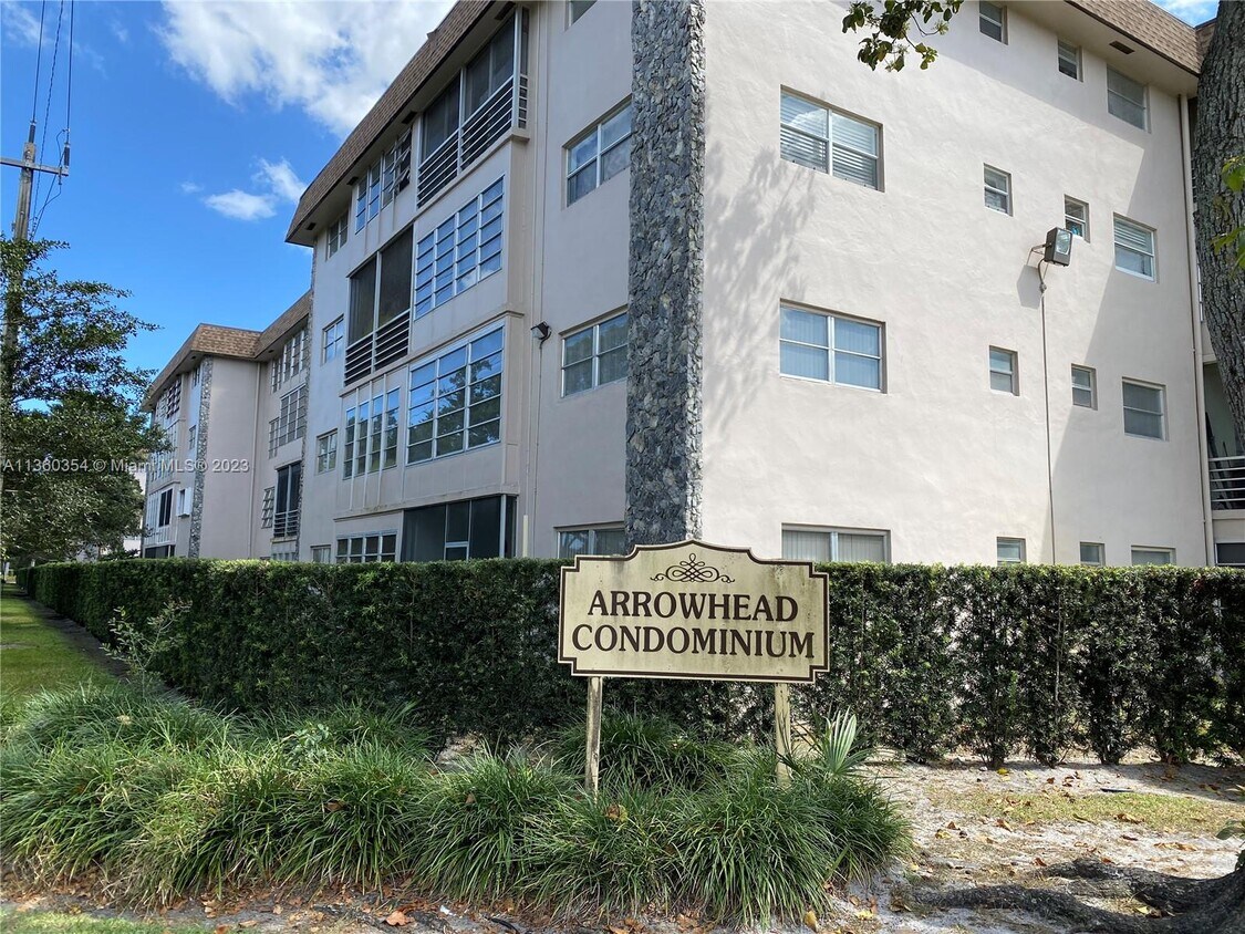 2471 SW 82nd Ave Unit 207, Davie, FL 33324 Condo for Rent in Davie