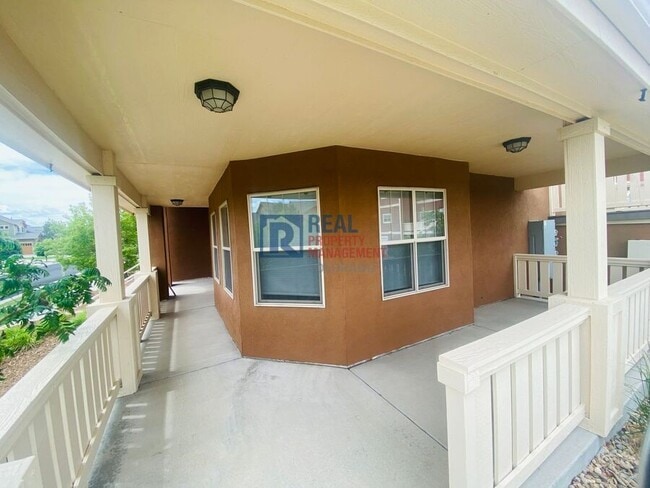 Building Photo - 18317 E Saskatoon Pl