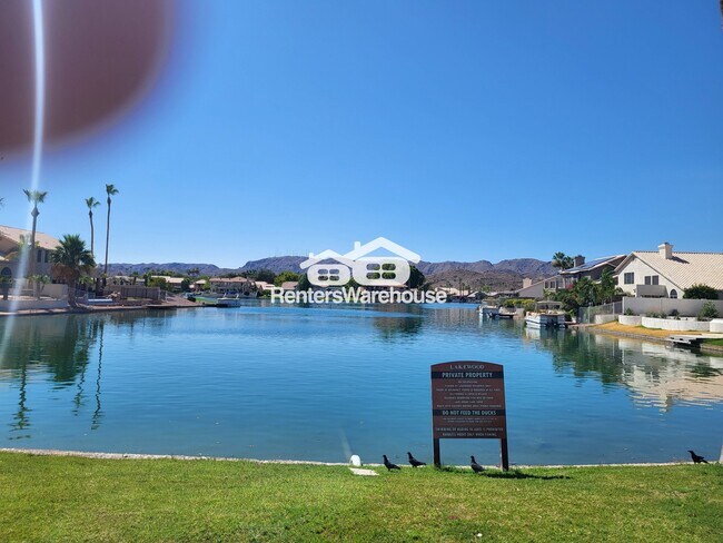 Foto del edificio - 3848 E Amberwood Dr