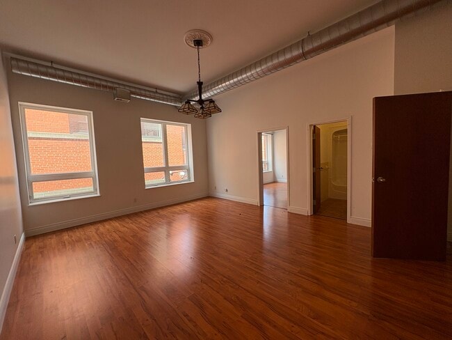 Building Photo - 78 Dalhousie St