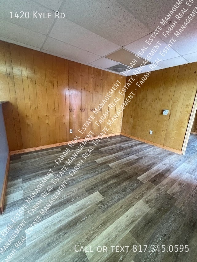 Photo - 1420 Kyle Rd- House