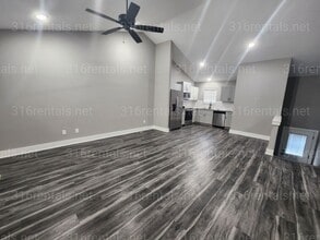 Building Photo - 5258 N Plumthicket St