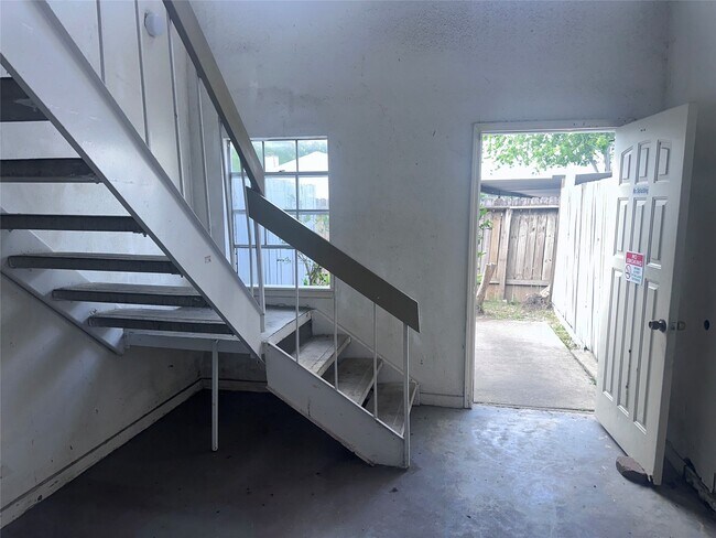 Foto del edificio - 7400 Bellerive Dr