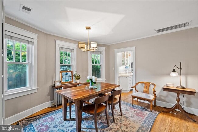 Foto del edificio - 23 E Walnut St