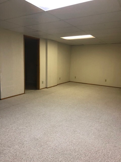Photo du bâtiment - 5 Bed 2.5 Bath Unit in Olds, AB