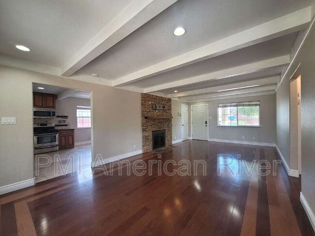 Building Photo - 5805 Dotmar Way