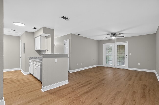 Building Photo - Camellia Place