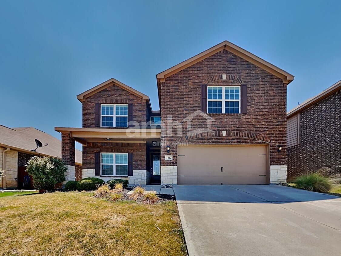 Foto principal - 1012 Summer Stream Rd