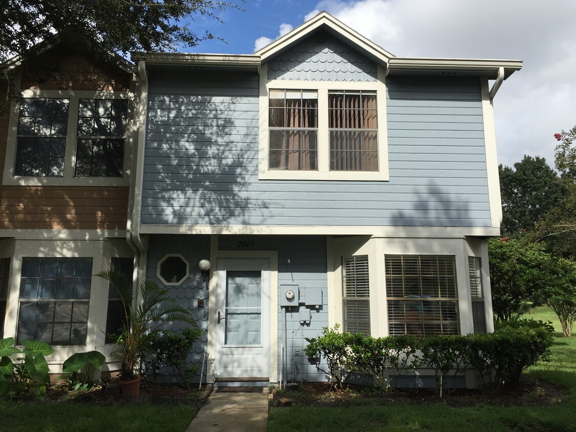 Foto principal - 2/2.5 corner unit Townhouse in Whisper Lake
