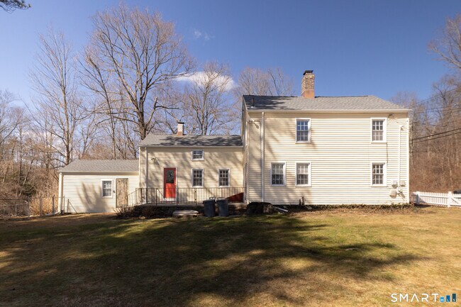 Foto del edificio - 1187 Mt Carmel Ave