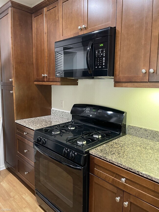Foto del edificio - 2 br, 2 bath Condo - 2174 Scholarship