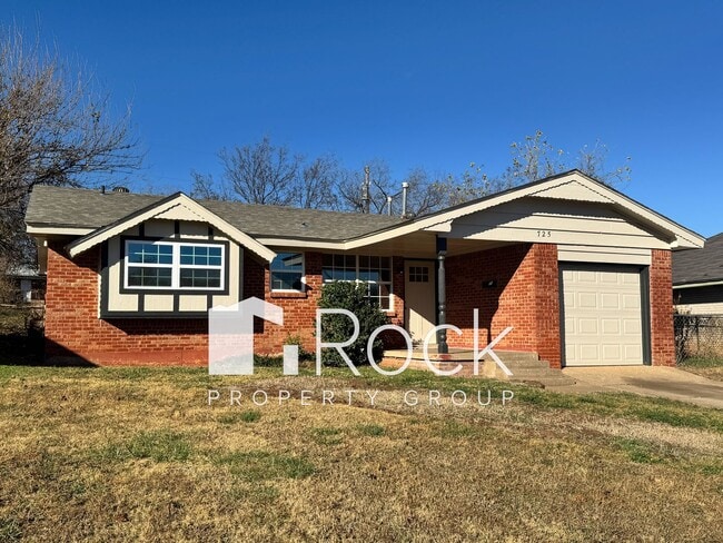 Building Photo - Beautifully Remodeled 3 Bed/1.5 Bath Home in Moore with 1-Car Garage