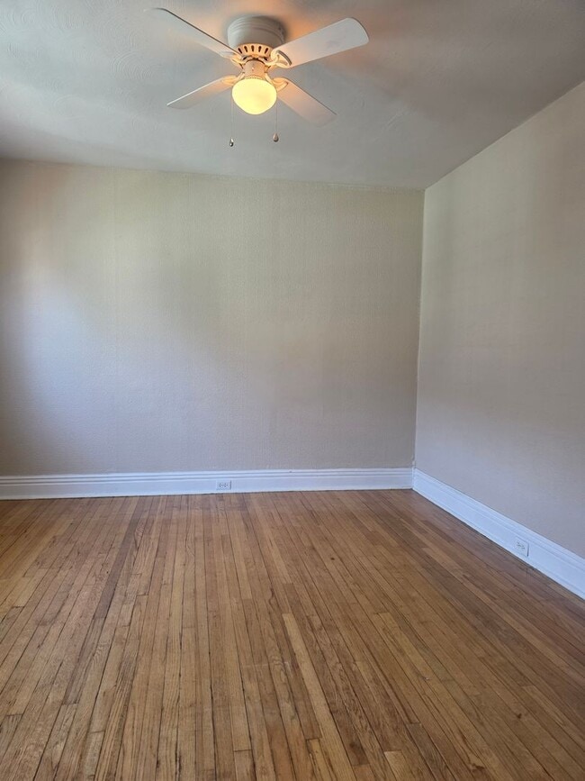 Building Photo - 711 W Water St