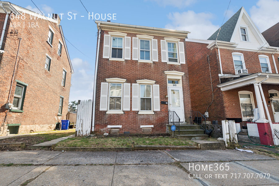 Primary Photo - Stuning 4 bedroom house in Pottstown! AVAI...