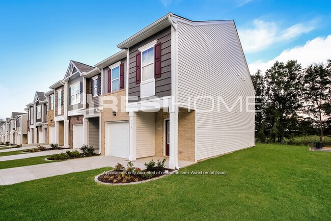 Foto del edificio - 1116 Simmons Bnd Ct