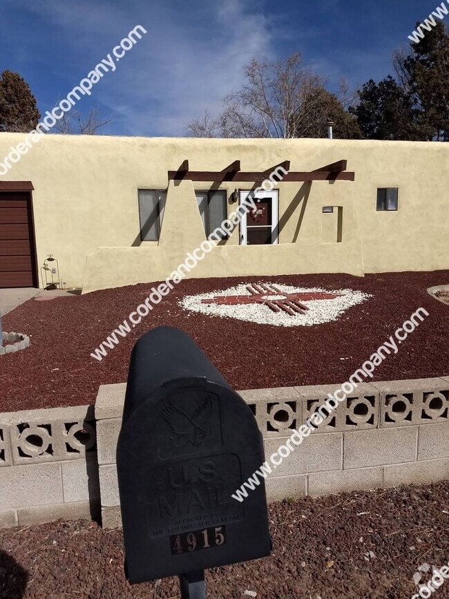 Building Photo - 4915 El Granado Ct SE