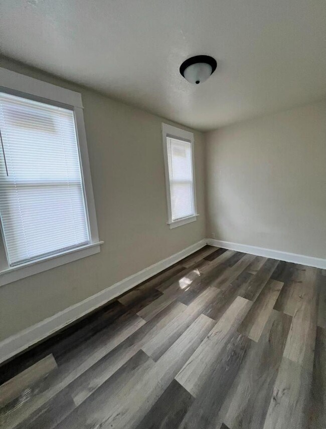 Foto del edificio - 2736 N 52nd St